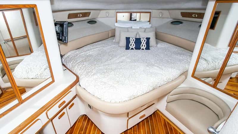 ATENEA 16m motor yacht charter, photo 5