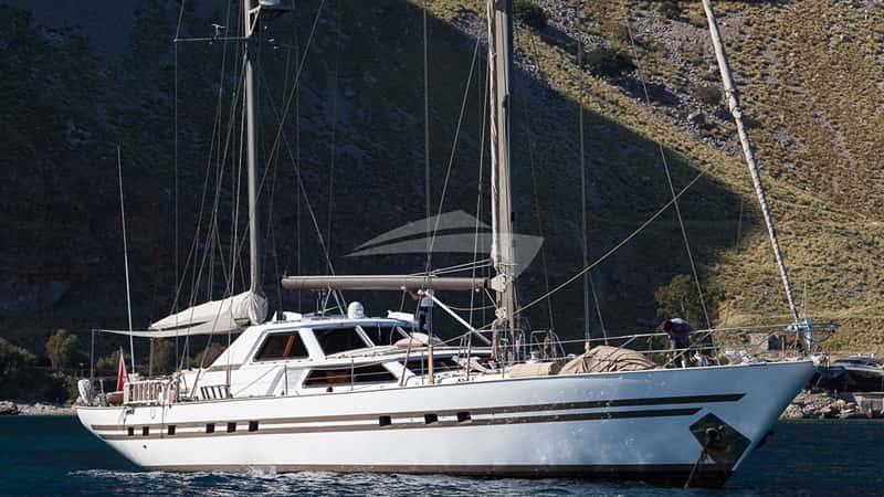 MY LOTTY 27m sailing yacht charter