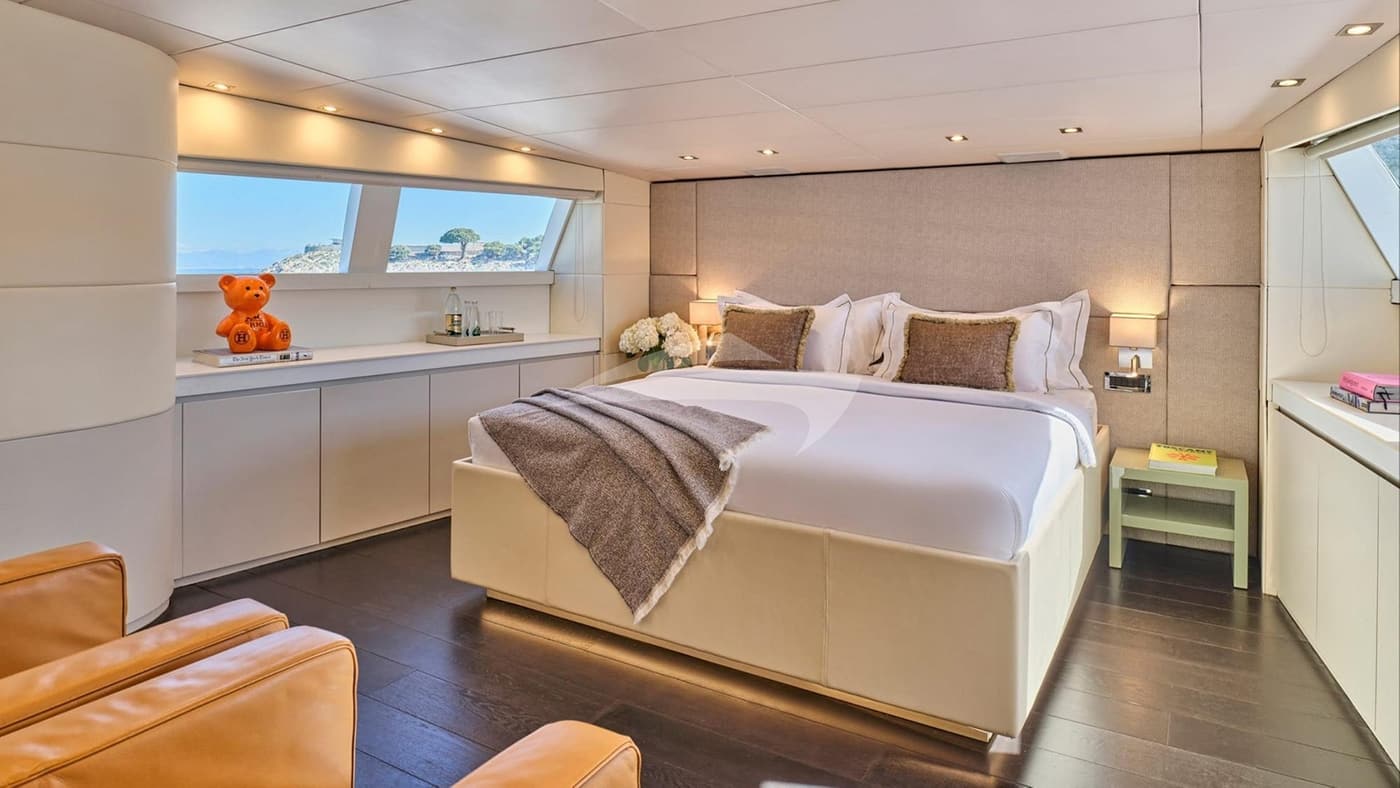BROOKLYN, photo from the yacht portfolio