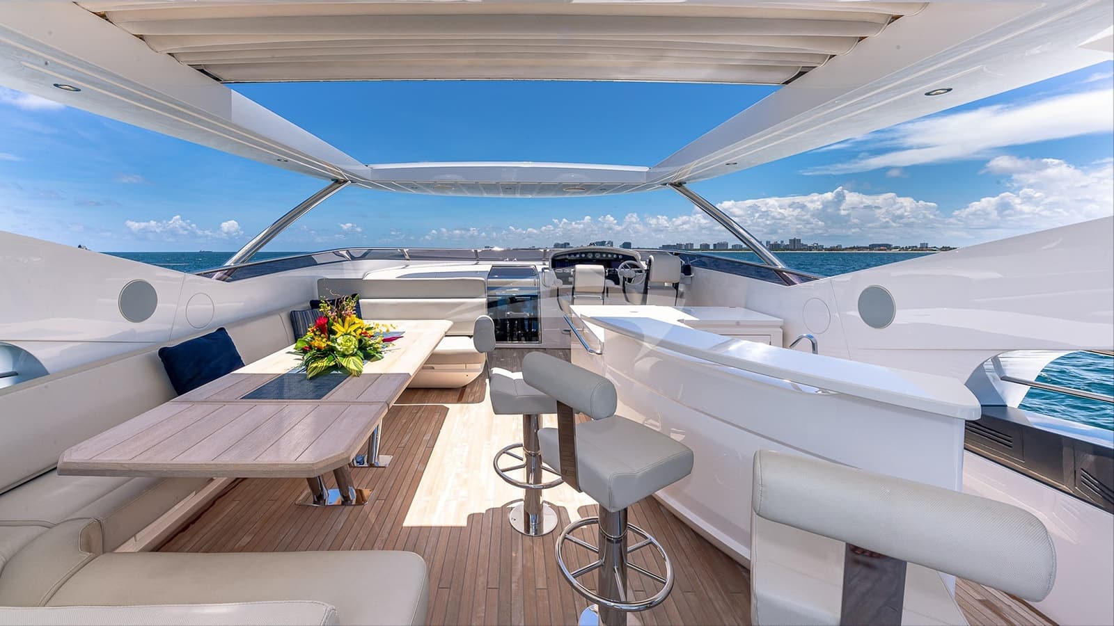 MIRRACLE, photo from the yacht portfolio 18