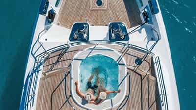 Jacuzzi DEck