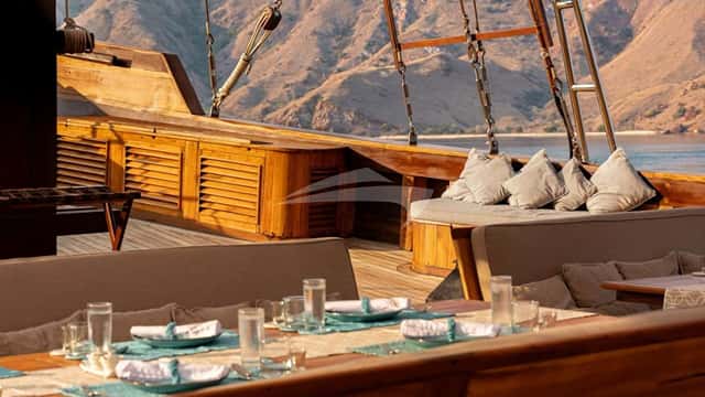 PRANA BY ATZARO yacht charter photo 2
