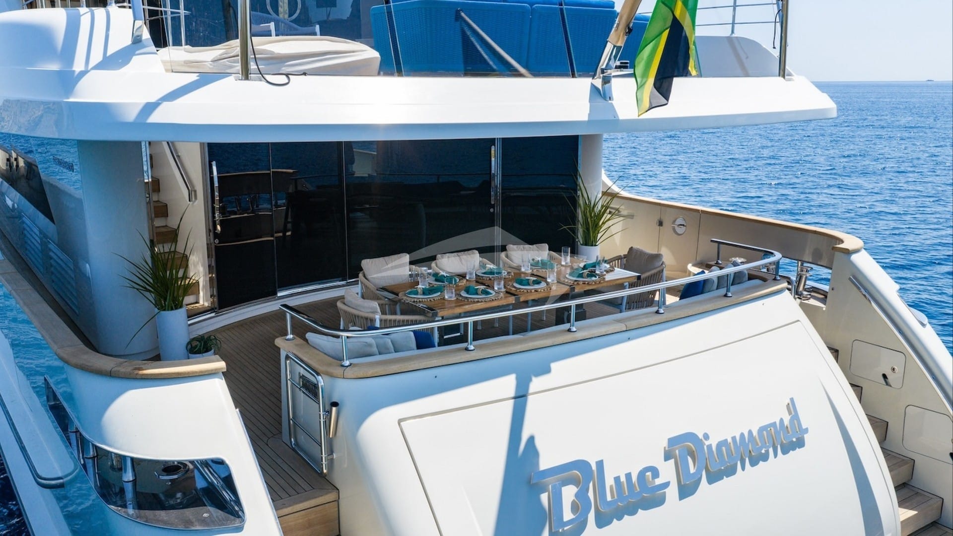 Main deck aft