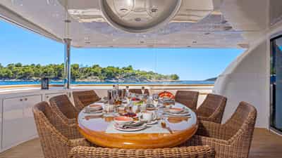 Deck Dining