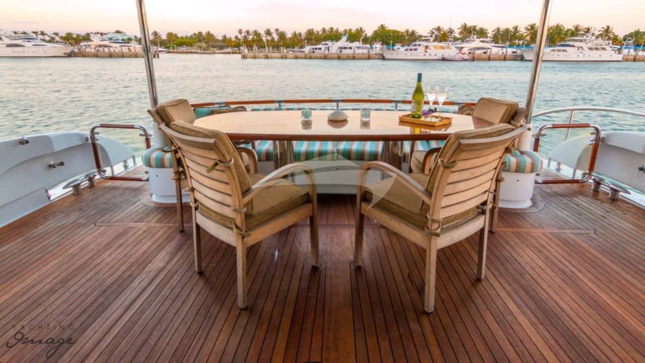 Aft Deck dinning