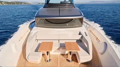 Foredeck Seating