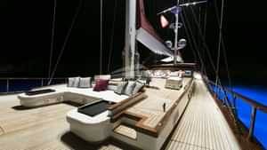 Yacht Charter THAT'S AMORE With Worth Avenue Yachts