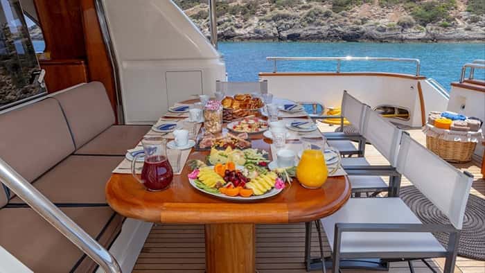 EFMARIA 26m motor yacht charter, photo 3