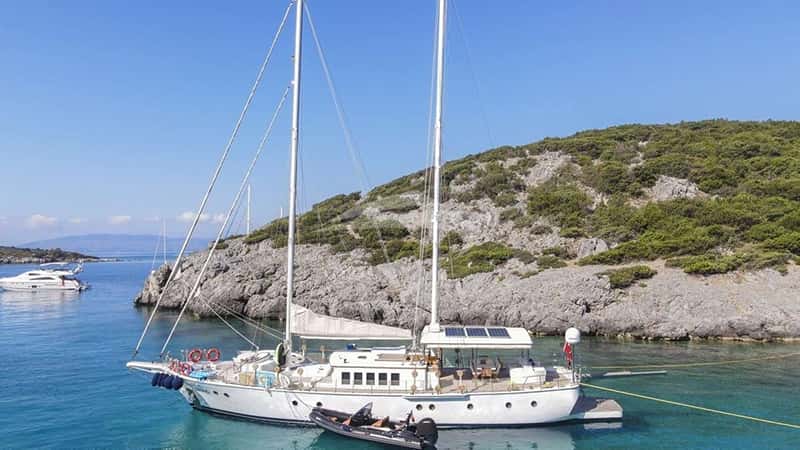 GAZELLA 25m motor yacht charter