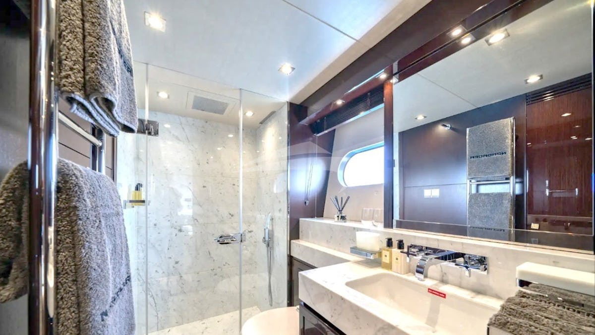 Guest Bathroom Guest Bathroom
