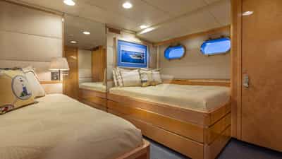 Guest Stateroom 2 (w/ Pullman)