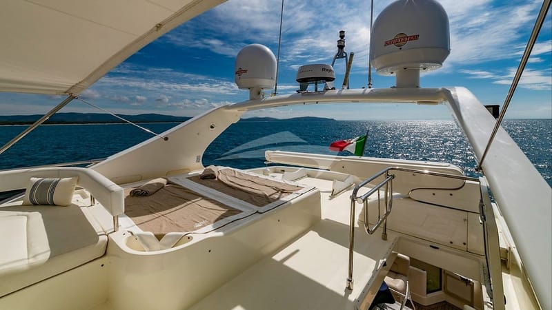 Upper Deck