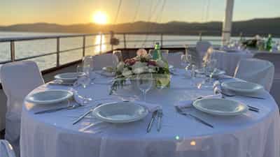 Exterior Dining
