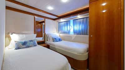 Twin Cabin