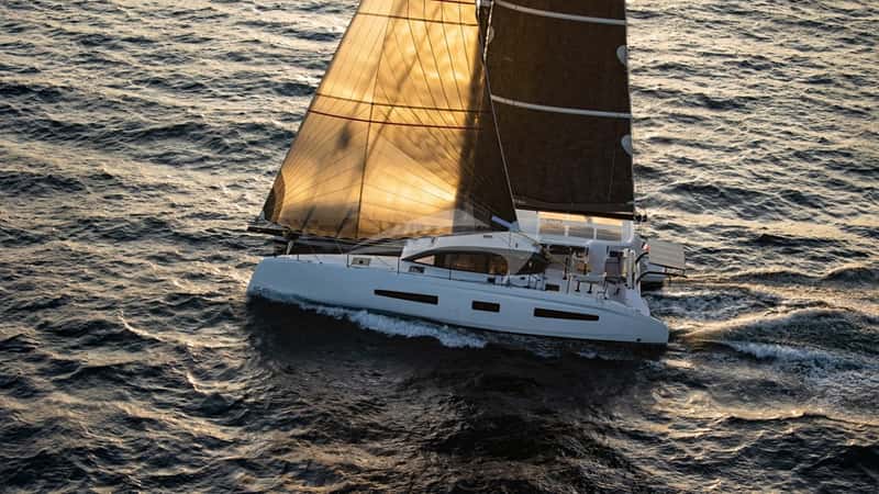 IZENAH 5 17m sailing yacht charter, photo 7