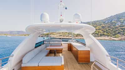 Upper deck area