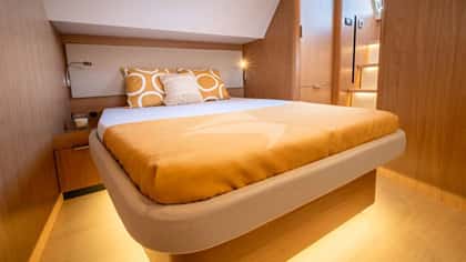 ENDEAVOUR 18m sailing yacht charter, photo 12