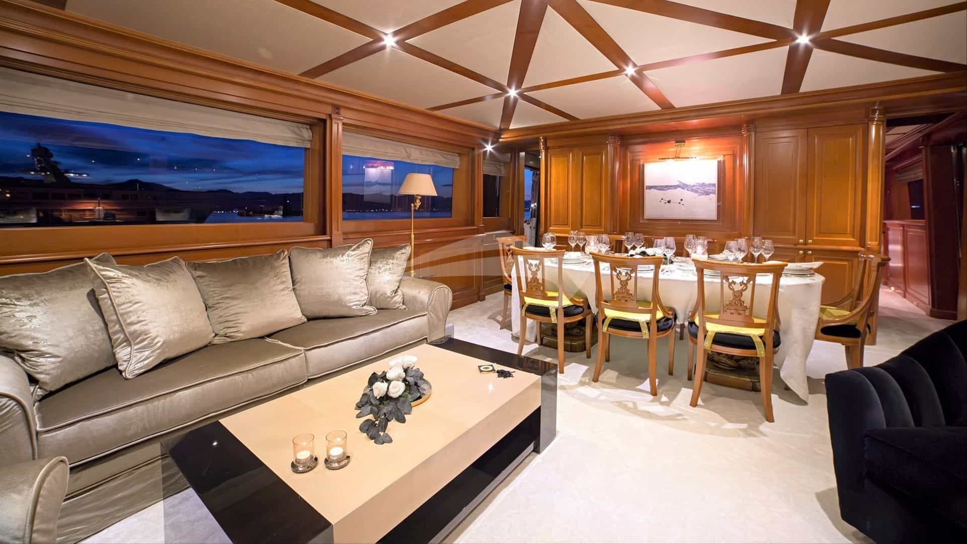 Saloon & Dining