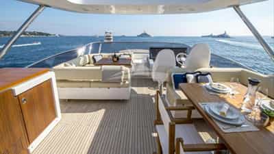 Flybridge