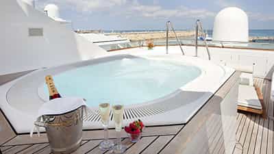 Jacuzzi