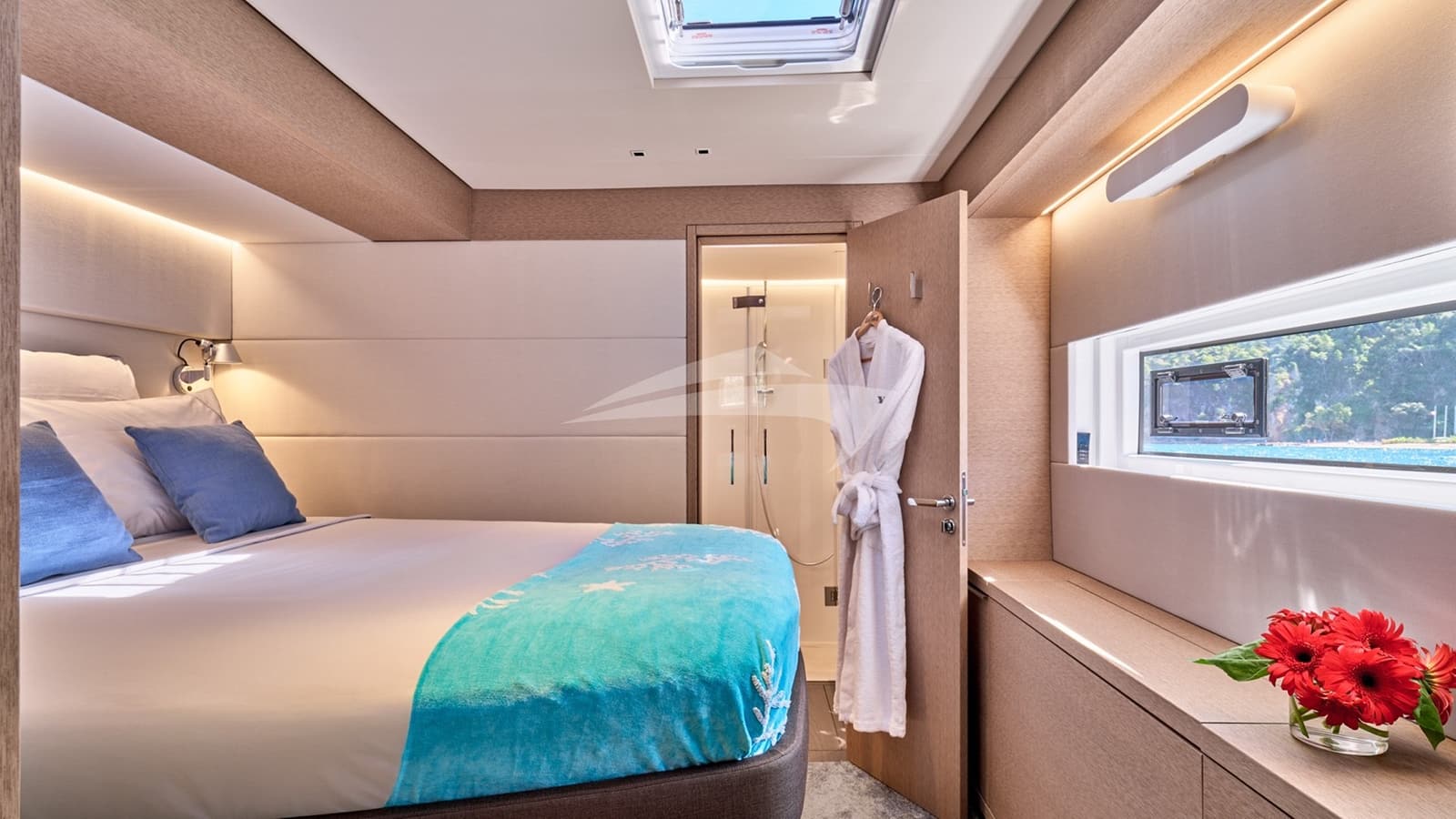 LUCKY YOU, photo from the yacht portfolio 16
