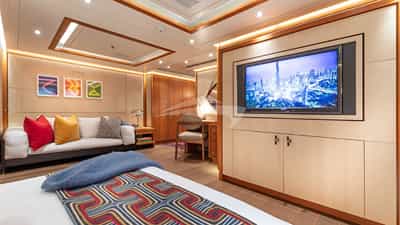VIP saloon