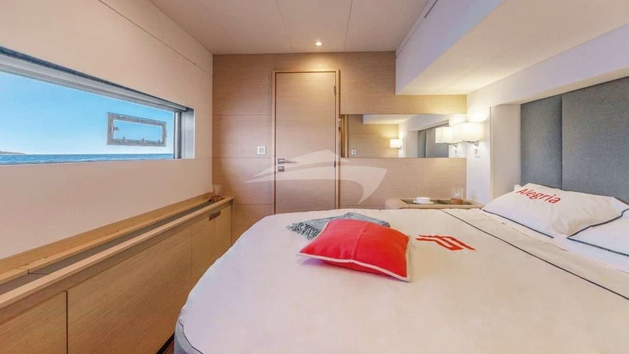 INDULGENCE, photo from the yacht portfolio 14