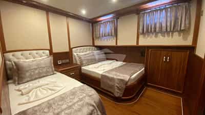 Twin Cabin