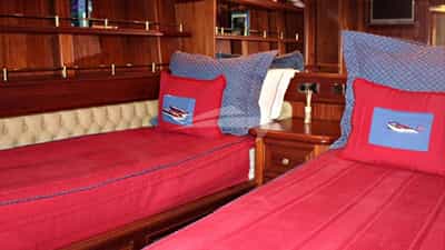 Twin Cabin