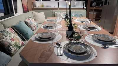 Table setting