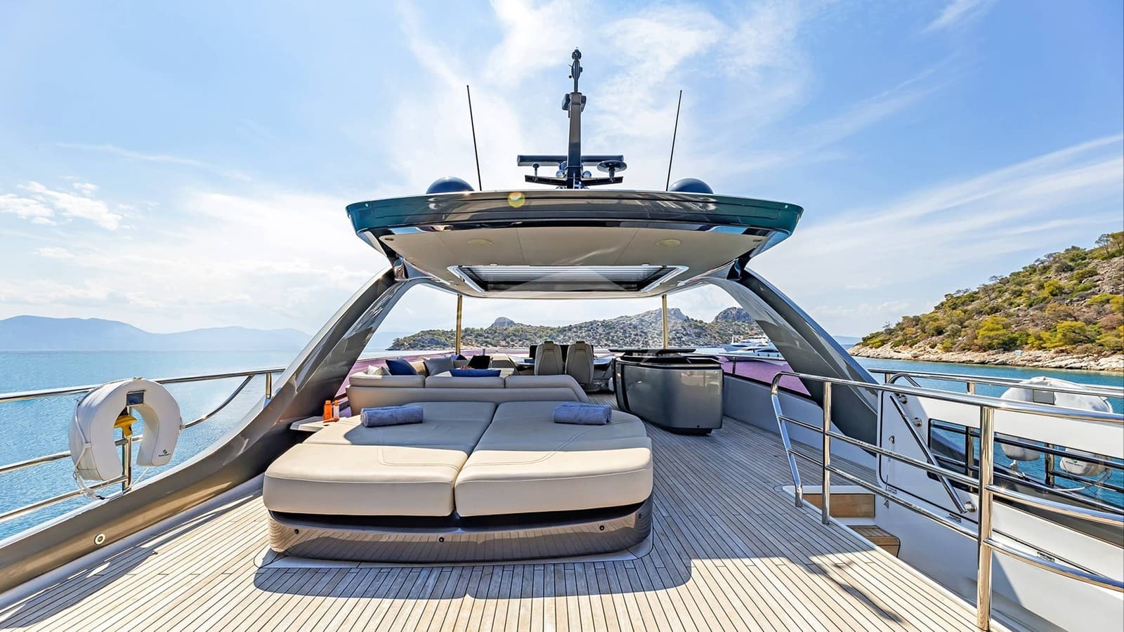 VISTA, photo from the yacht portfolio 21