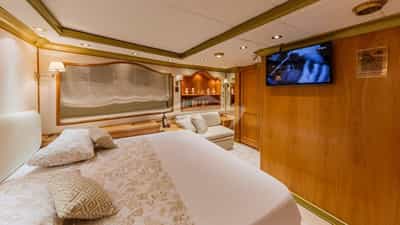 Large Suite