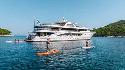 CRISTAL 49m motor yacht charter, photo 12