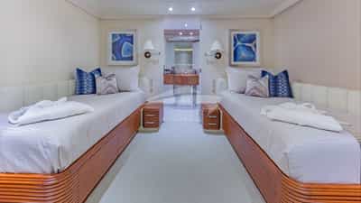 Twin guest cabin