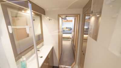 Owners En-Suite bathroom