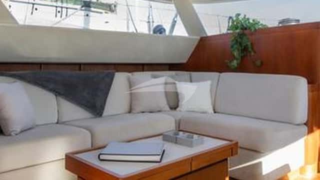 L'HIPPOCAMPE yacht charter photo 4