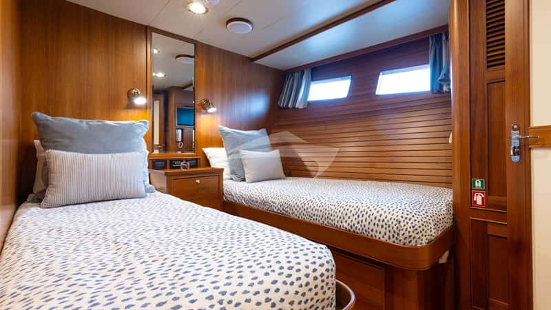 VIRGINIA SEA 28m motor yacht charter, photo 9