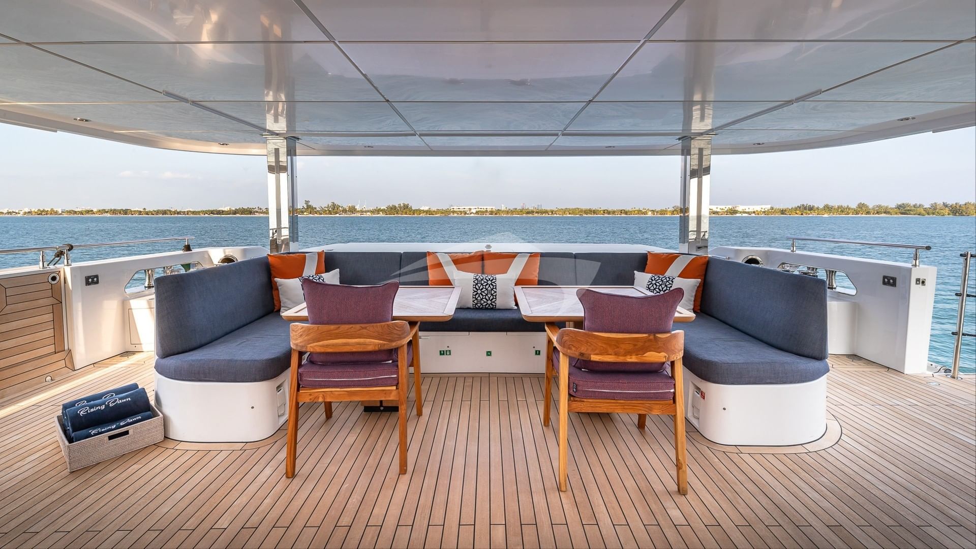 RISING DAWN Main Deck Aft