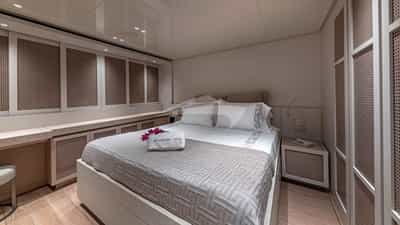 Guest Double Cabin
