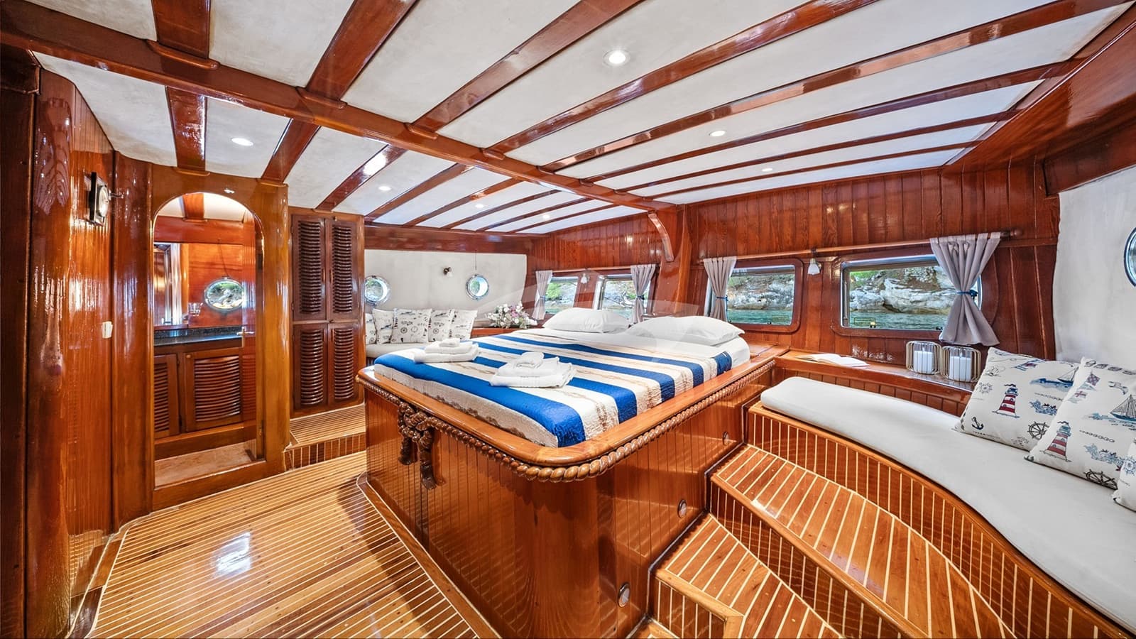 ELEGANZA, photo from the yacht portfolio 21