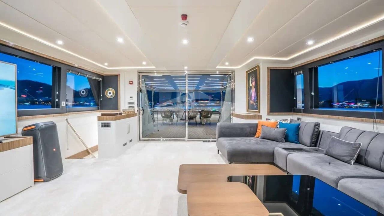 DEEP WATER, photo from the yacht portfolio 18