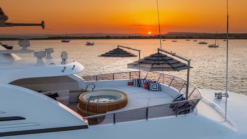 MAXIMILIAN MMIV 45m motor yacht charter, photo 8