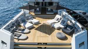 Main deck aft