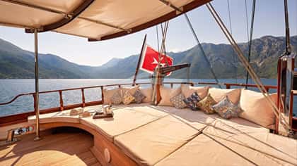 RIANA 42m sailing yacht charter, photo 13