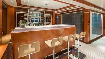 Salon Bar