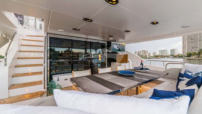 CLOUD 9 27m motor yacht charter, photo 2