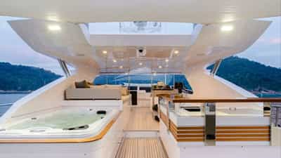 Jacuzzi Deck