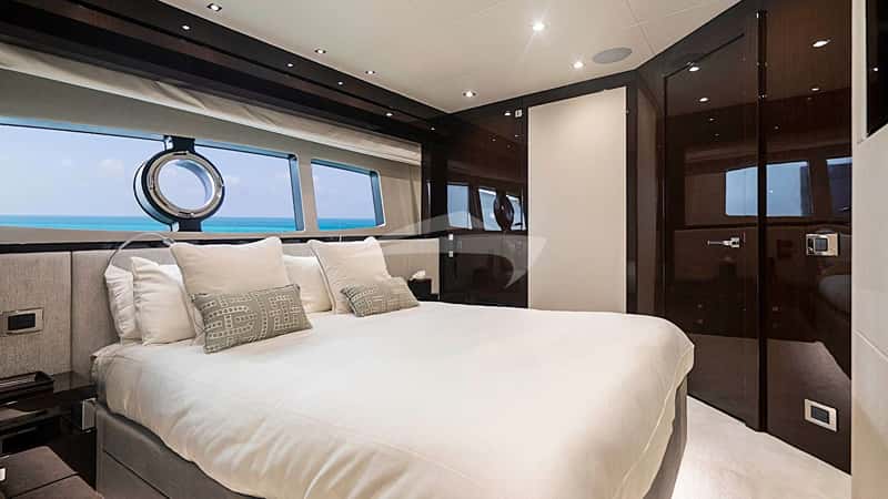 QUANTUM 28m motor yacht charter, photo 8