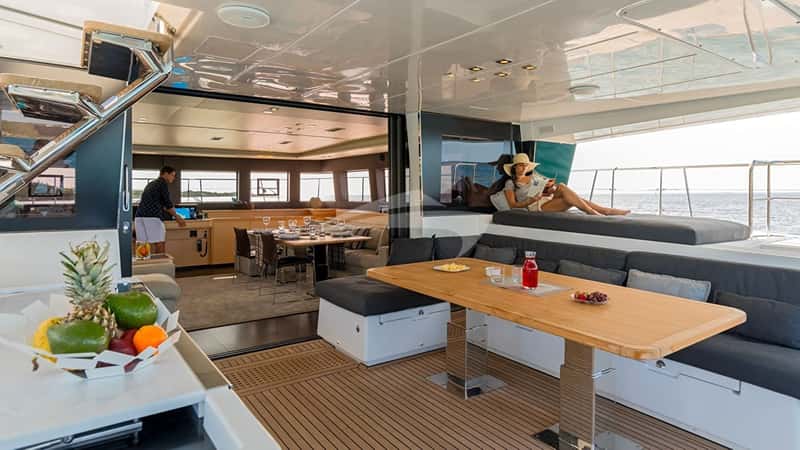 CUTE LITTLE CAT 19m motor yacht charter, photo 4