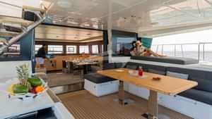 Farniente in the cockpit (sistership)